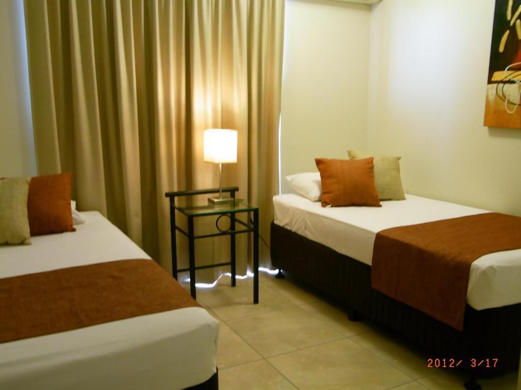โครัล ทาวเวอร์ส ฮอลิเดย์ อพาร์ทเม้นท์ส Aparthotel แคนส์ ห้อง รูปภาพ