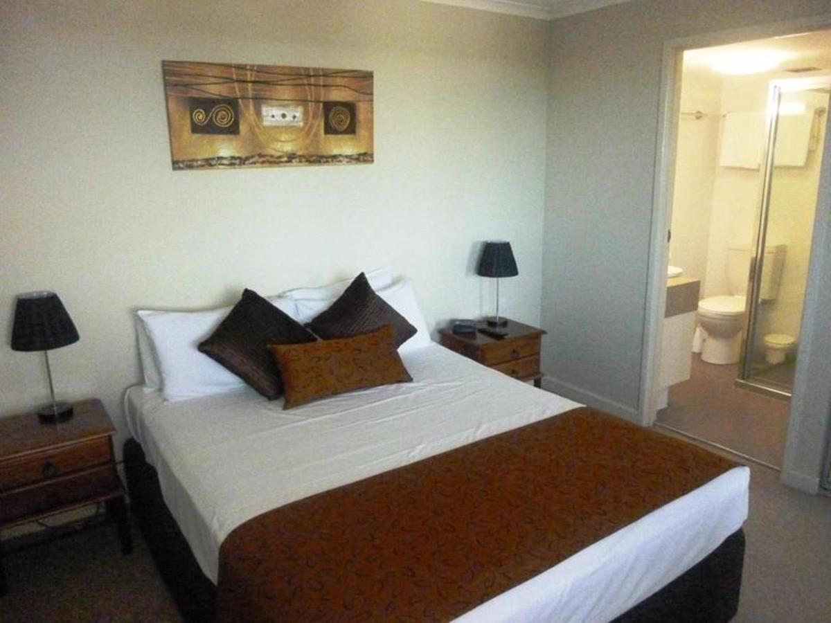 โครัล ทาวเวอร์ส ฮอลิเดย์ อพาร์ทเม้นท์ส Aparthotel แคนส์ ภายนอก รูปภาพ